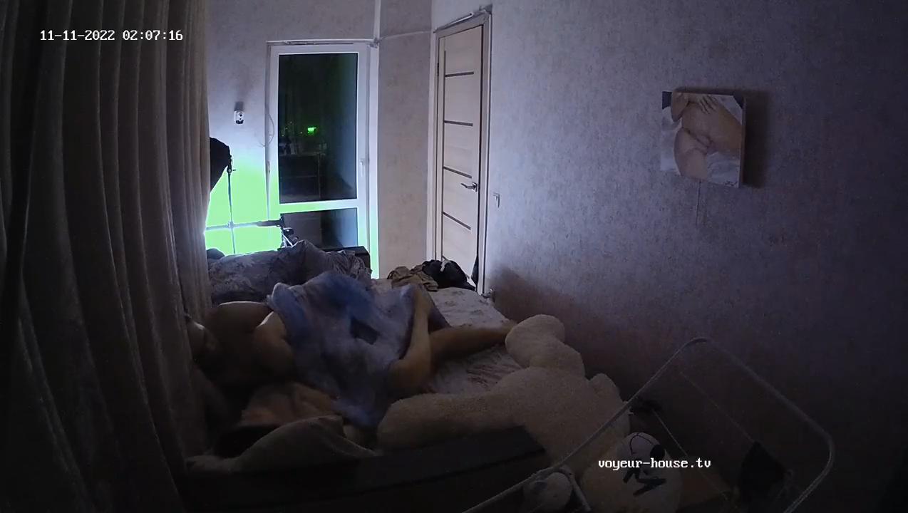 free hidden bedroom cam voyeur video