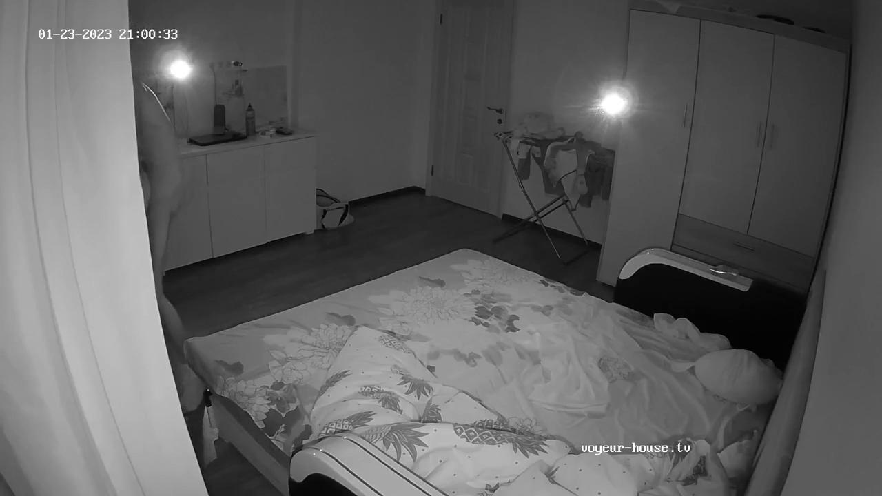 Livio Liviola sex ends in Bedroom Jan 23 hq nude photo